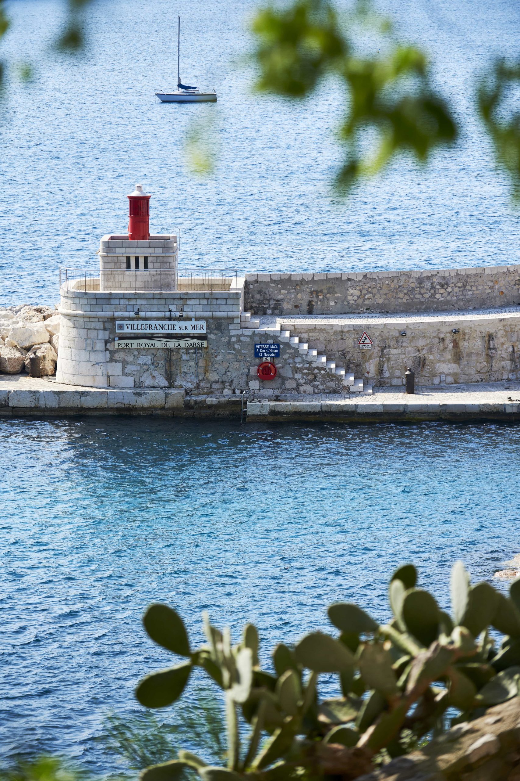 Vu de l'hôtel le versailles sur port royal villefranche sur mer
